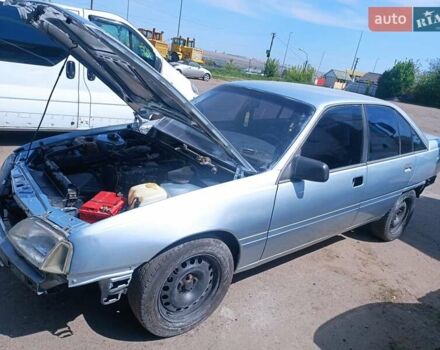 Сірий Опель Омега, об'ємом двигуна 2 л та пробігом 222 тис. км за 1800 $, фото 2 на Automoto.ua
