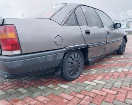 Серый Опель Омега, объемом двигателя 2 л и пробегом 450 тыс. км за 1500 $, фото 4 на Automoto.ua