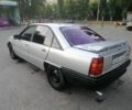 Серый Опель Омега, объемом двигателя 2 л и пробегом 300 тыс. км за 800 $, фото 2 на Automoto.ua