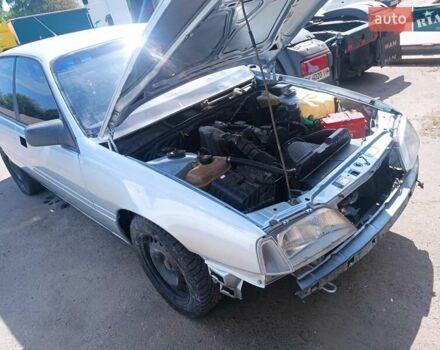 Сірий Опель Омега, об'ємом двигуна 2 л та пробігом 222 тис. км за 1800 $, фото 27 на Automoto.ua