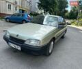 Сірий Опель Омега, об'ємом двигуна 2 л та пробігом 250 тис. км за 1500 $, фото 1 на Automoto.ua