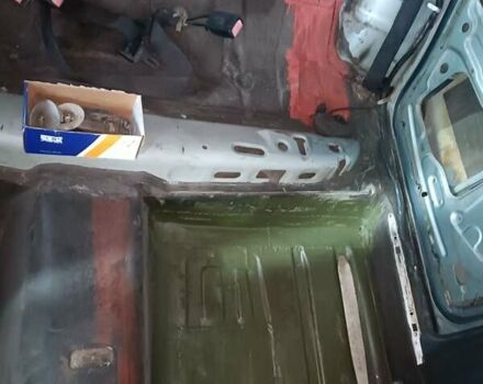 Сірий Опель Омега, об'ємом двигуна 2 л та пробігом 222 тис. км за 1800 $, фото 39 на Automoto.ua