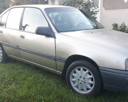 Серый Опель Омега, объемом двигателя 2 л и пробегом 305 тыс. км за 1750 $, фото 5 на Automoto.ua