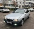Серый Опель Омега, объемом двигателя 1.8 л и пробегом 325 тыс. км за 1400 $, фото 1 на Automoto.ua