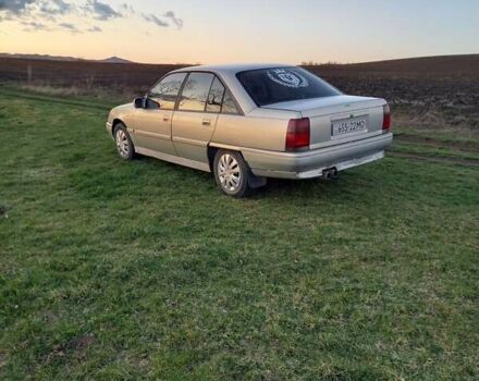 Серый Опель Омега, объемом двигателя 2 л и пробегом 244 тыс. км за 1800 $, фото 2 на Automoto.ua