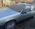 Серый Опель Омега, объемом двигателя 1.8 л и пробегом 200 тыс. км за 750 $, фото 1 на Automoto.ua