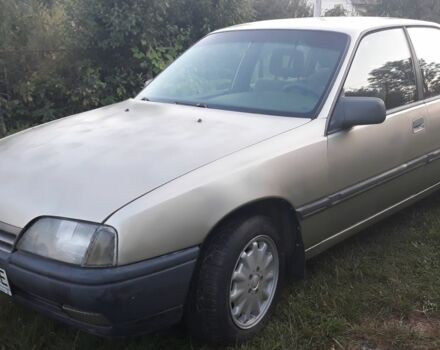 Серый Опель Омега, объемом двигателя 2 л и пробегом 305 тыс. км за 1750 $, фото 3 на Automoto.ua