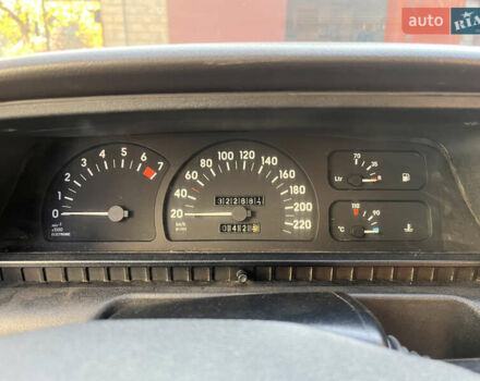 Серый Опель Омега, объемом двигателя 2 л и пробегом 322 тыс. км за 2100 $, фото 17 на Automoto.ua