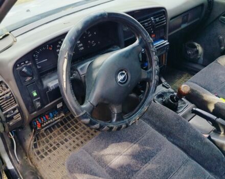 Серый Опель Омега, объемом двигателя 2 л и пробегом 298 тыс. км за 450 $, фото 3 на Automoto.ua