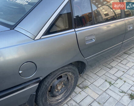 Сірий Опель Омега, об'ємом двигуна 1.8 л та пробігом 216 тис. км за 1400 $, фото 2 на Automoto.ua