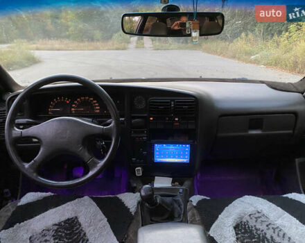 Сірий Опель Омега, об'ємом двигуна 2 л та пробігом 445 тис. км за 950 $, фото 5 на Automoto.ua