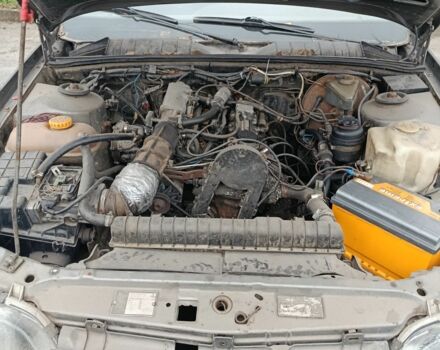 Серый Опель Омега, объемом двигателя 2 л и пробегом 200 тыс. км за 400 $, фото 3 на Automoto.ua