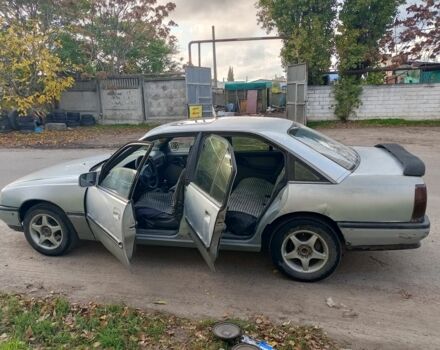 Сірий Опель Омега, об'ємом двигуна 2 л та пробігом 400 тис. км за 1200 $, фото 1 на Automoto.ua