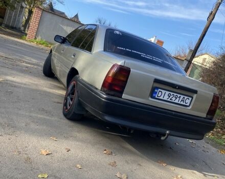 Сірий Опель Омега, об'ємом двигуна 1.8 л та пробігом 3 тис. км за 1800 $, фото 10 на Automoto.ua