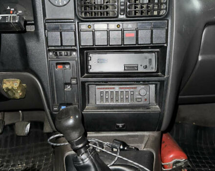 Сірий Опель Омега, об'ємом двигуна 1.8 л та пробігом 360 тис. км за 2000 $, фото 17 на Automoto.ua