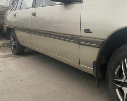 Серый Опель Омега, объемом двигателя 2 л и пробегом 150 тыс. км за 999 $, фото 6 на Automoto.ua