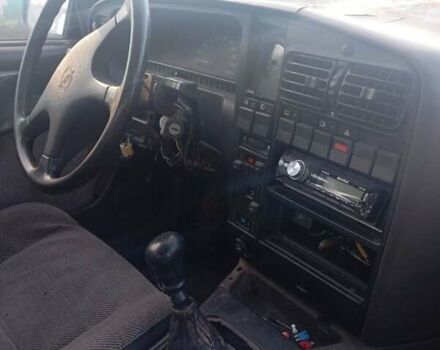 Серый Опель Омега, объемом двигателя 1.8 л и пробегом 300 тыс. км за 800 $, фото 2 на Automoto.ua