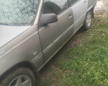 Серый Опель Омега, объемом двигателя 2 л и пробегом 360 тыс. км за 800 $, фото 2 на Automoto.ua