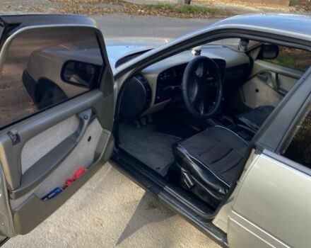 Сірий Опель Омега, об'ємом двигуна 1.8 л та пробігом 3 тис. км за 1800 $, фото 12 на Automoto.ua