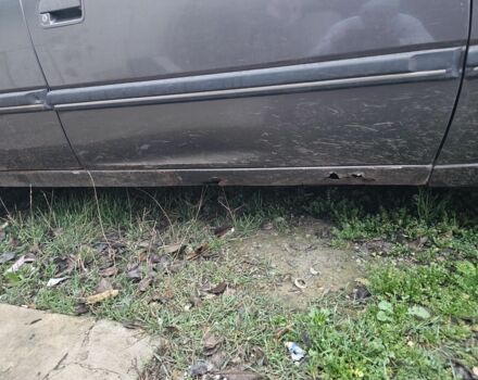 Серый Опель Омега, объемом двигателя 2 л и пробегом 120 тыс. км за 521 $, фото 3 на Automoto.ua