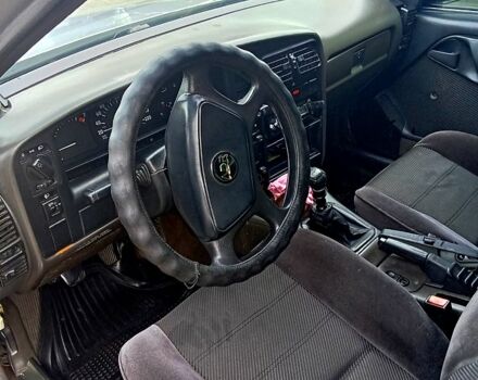 Сірий Опель Омега, об'ємом двигуна 2 л та пробігом 0 тис. км за 1400 $, фото 2 на Automoto.ua