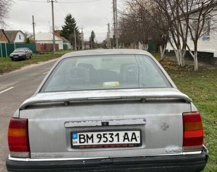Серый Опель Омега, объемом двигателя 2.6 л и пробегом 2 тыс. км за 1070 $, фото 3 на Automoto.ua