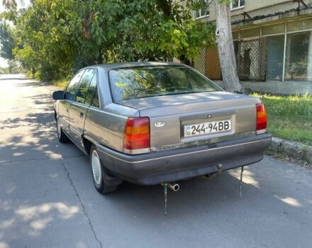 Сірий Опель Омега, об'ємом двигуна 0 л та пробігом 167 тис. км за 700 $, фото 4 на Automoto.ua
