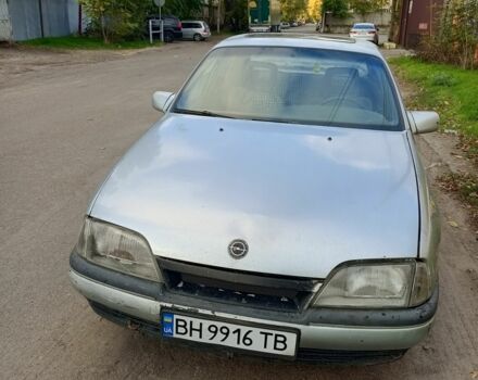 Сірий Опель Омега, об'ємом двигуна 2 л та пробігом 400 тис. км за 1200 $, фото 7 на Automoto.ua