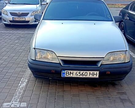Сірий Опель Омега, об'ємом двигуна 2 л та пробігом 0 тис. км за 1400 $, фото 5 на Automoto.ua