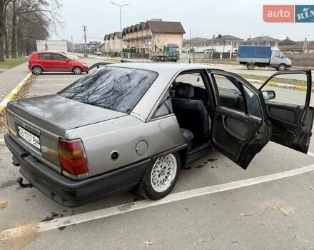 Серый Опель Омега, объемом двигателя 2 л и пробегом 120 тыс. км за 1000 $, фото 5 на Automoto.ua