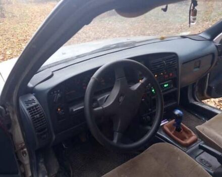 Серый Опель Омега, объемом двигателя 2 л и пробегом 400 тыс. км за 600 $, фото 5 на Automoto.ua