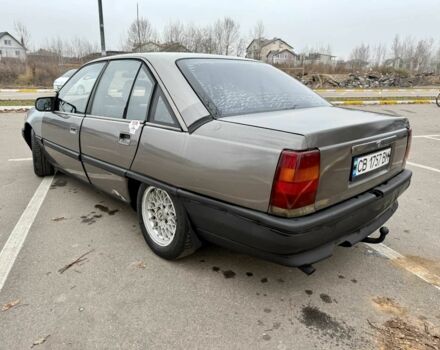 Серый Опель Омега, объемом двигателя 2 л и пробегом 250 тыс. км за 1000 $, фото 18 на Automoto.ua