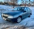 Сірий Опель Омега, об'ємом двигуна 2 л та пробігом 100 тис. км за 900 $, фото 1 на Automoto.ua