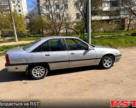 Серый Опель Омега, объемом двигателя 2 л и пробегом 200 тыс. км за 1250 $, фото 12 на Automoto.ua