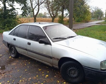 Опель Омега 1990 в Александрие на Automoto.ua Серый Опель Омега, объемом двигателя 0 л и пробегом 380 тыс. км за 360 $, фото 2 на Automoto.ua