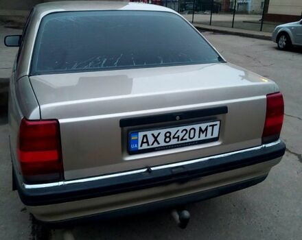 Серый Опель Омега, объемом двигателя 2 л и пробегом 0 тыс. км за 1600 $, фото 1 на Automoto.ua