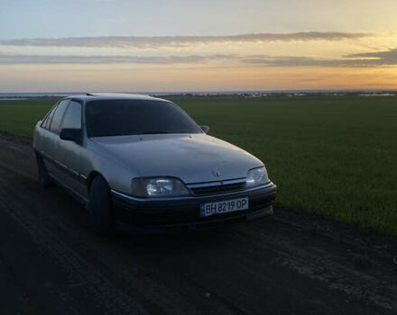 Серый Опель Омега, объемом двигателя 2.6 л и пробегом 250 тыс. км за 1250 $, фото 10 на Automoto.ua