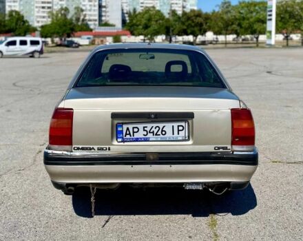 Сірий Опель Омега, об'ємом двигуна 2 л та пробігом 502 тис. км за 700 $, фото 3 на Automoto.ua