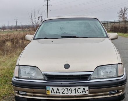 Серый Опель Омега, объемом двигателя 2 л и пробегом 313 тыс. км за 829 $, фото 1 на Automoto.ua