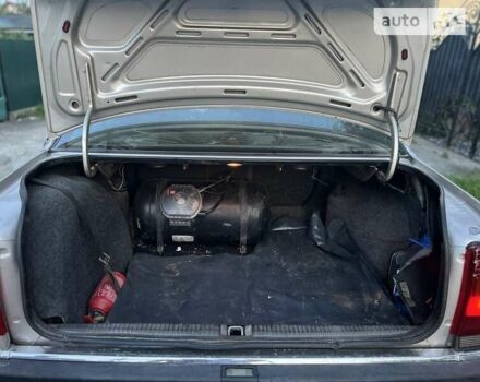 Сірий Опель Омега, об'ємом двигуна 2 л та пробігом 251 тис. км за 1800 $, фото 5 на Automoto.ua