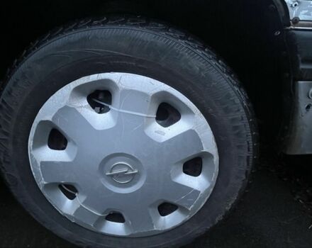 Сірий Опель Омега, об'ємом двигуна 2 л та пробігом 333 тис. км за 1450 $, фото 4 на Automoto.ua