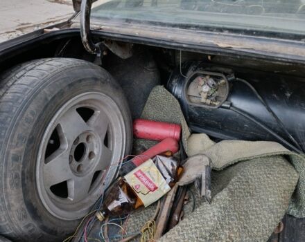 Серый Опель Омега, объемом двигателя 0 л и пробегом 200 тыс. км за 550 $, фото 4 на Automoto.ua