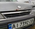 Серый Опель Омега, объемом двигателя 2 л и пробегом 301 тыс. км за 1600 $, фото 5 на Automoto.ua