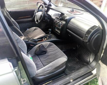 Сірий Опель Омега, об'ємом двигуна 2.5 л та пробігом 257 тис. км за 1650 $, фото 7 на Automoto.ua