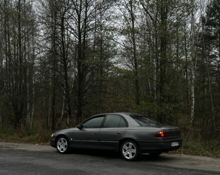 Серый Опель Омега, объемом двигателя 2 л и пробегом 248 тыс. км за 2600 $, фото 12 на Automoto.ua