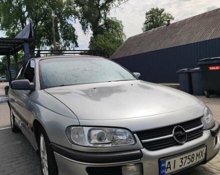 Опель Омега 1995 в Коростене на Automoto.ua Серый Опель Омега, объемом двигателя 2 л и пробегом 430 тыс. км за 3000 $, фото 2 на Automoto.ua