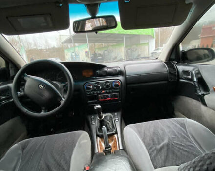 Сірий Опель Омега, об'ємом двигуна 2.5 л та пробігом 300 тис. км за 2300 $, фото 9 на Automoto.ua