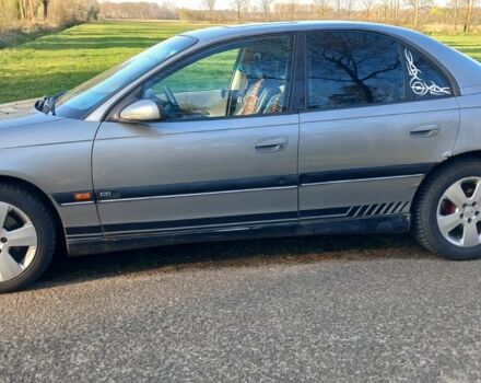 Серый Опель Омега, объемом двигателя 2 л и пробегом 390 тыс. км за 2324 $, фото 13 на Automoto.ua