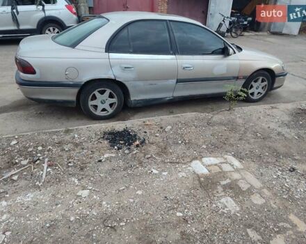 Серый Опель Омега, объемом двигателя 2 л и пробегом 700 тыс. км за 1200 $, фото 3 на Automoto.ua