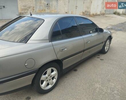 Сірий Опель Омега, об'ємом двигуна 2 л та пробігом 257 тис. км за 4100 $, фото 1 на Automoto.ua